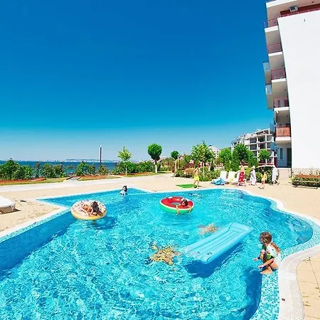 With View Апартаменты *