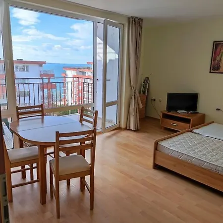 Апартаменты With View Свети-Влас