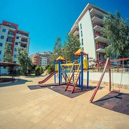Апартаменты With View Свети-Влас