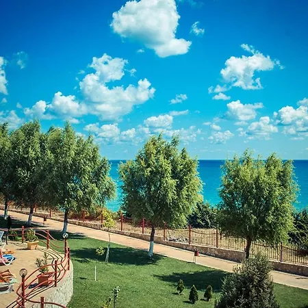 With View Апартаменты *